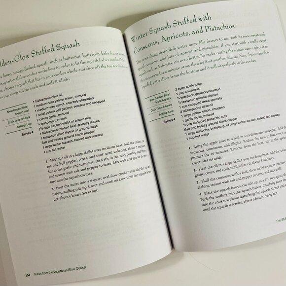Fresh From The Vegetarian Slow Cooker Cookbook (2004) | 200 Recipes - Picture 3 of 4